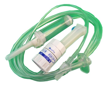 DEFLUSSORE CON REGOLATORE DI FLUSSO A GRAVITA' CON PERFORATORE 5/250ML - Farma Nice